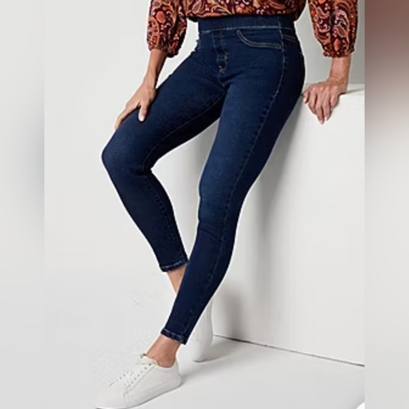 St John's Bay Pull on Mid-Rise Skinny Fit Jegging Jeans Sz-18 - Picture 3 of 9